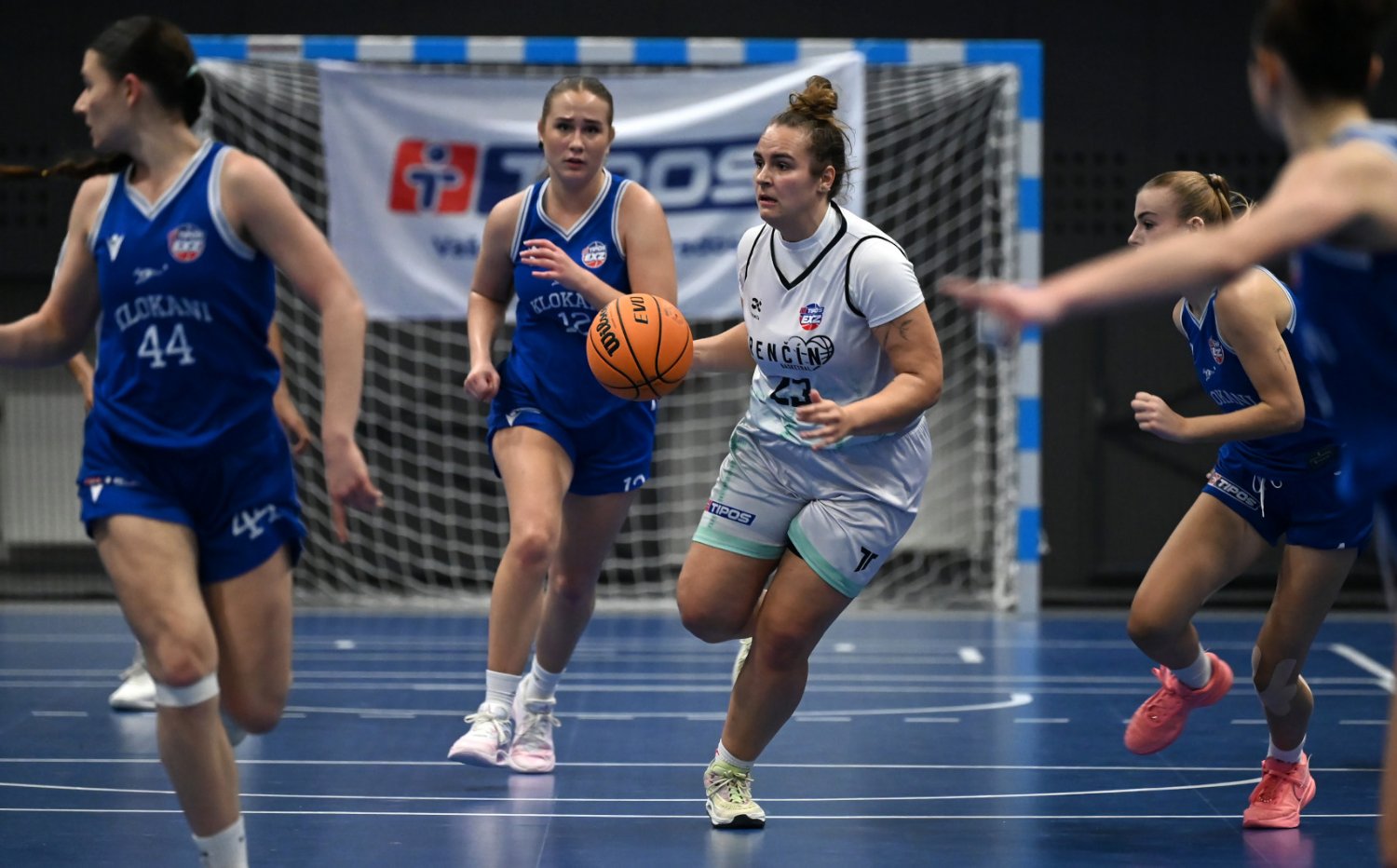 Tipos EXZ | Prehra na palubovke Ivanky pri Dunaji po vyrovnanom priebehu