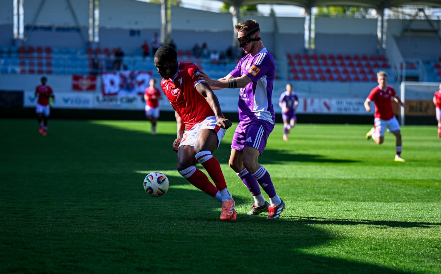 Nik� Liga | Tretia v�hra v rade pri�la proti Kom�rnu