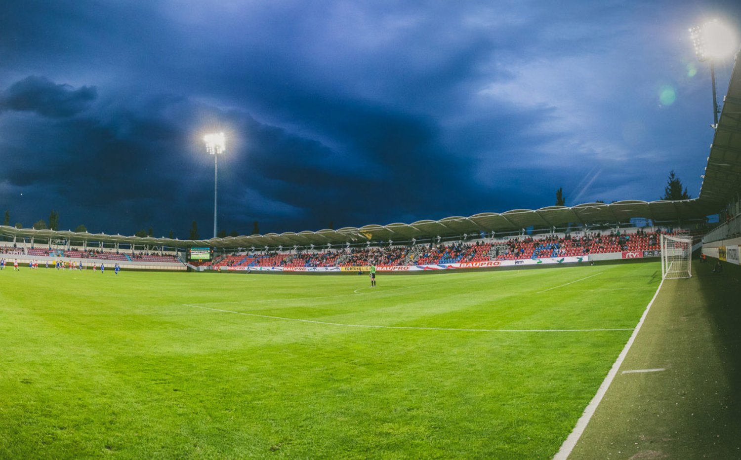 Vjazd | Podporte n tm v bari proti Zlatm Moravciam