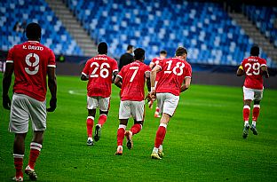  autor: Martin Kramsk�