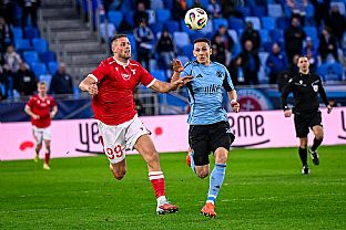  autor: Martin Kramsk�