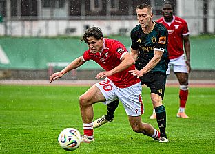  autor: Martin Kramsk�