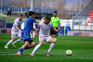  autor: Martin Kramsk�