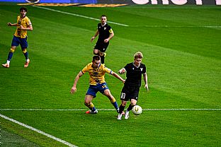  autor: Martin Kramsk�