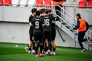  autor: Martin Kramsk�