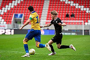  autor: Martin Kramsk�