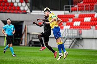  autor: Martin Kramsk�