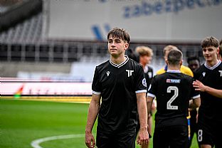  autor: Martin Kramsk�