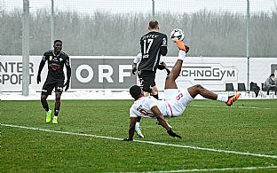  autor: Martin Kramsk�