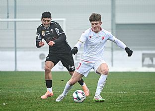  autor: Martin Kramsk�