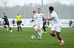  autor: Martin Kramsk�