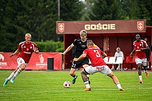  autor: Martin Kramsk�